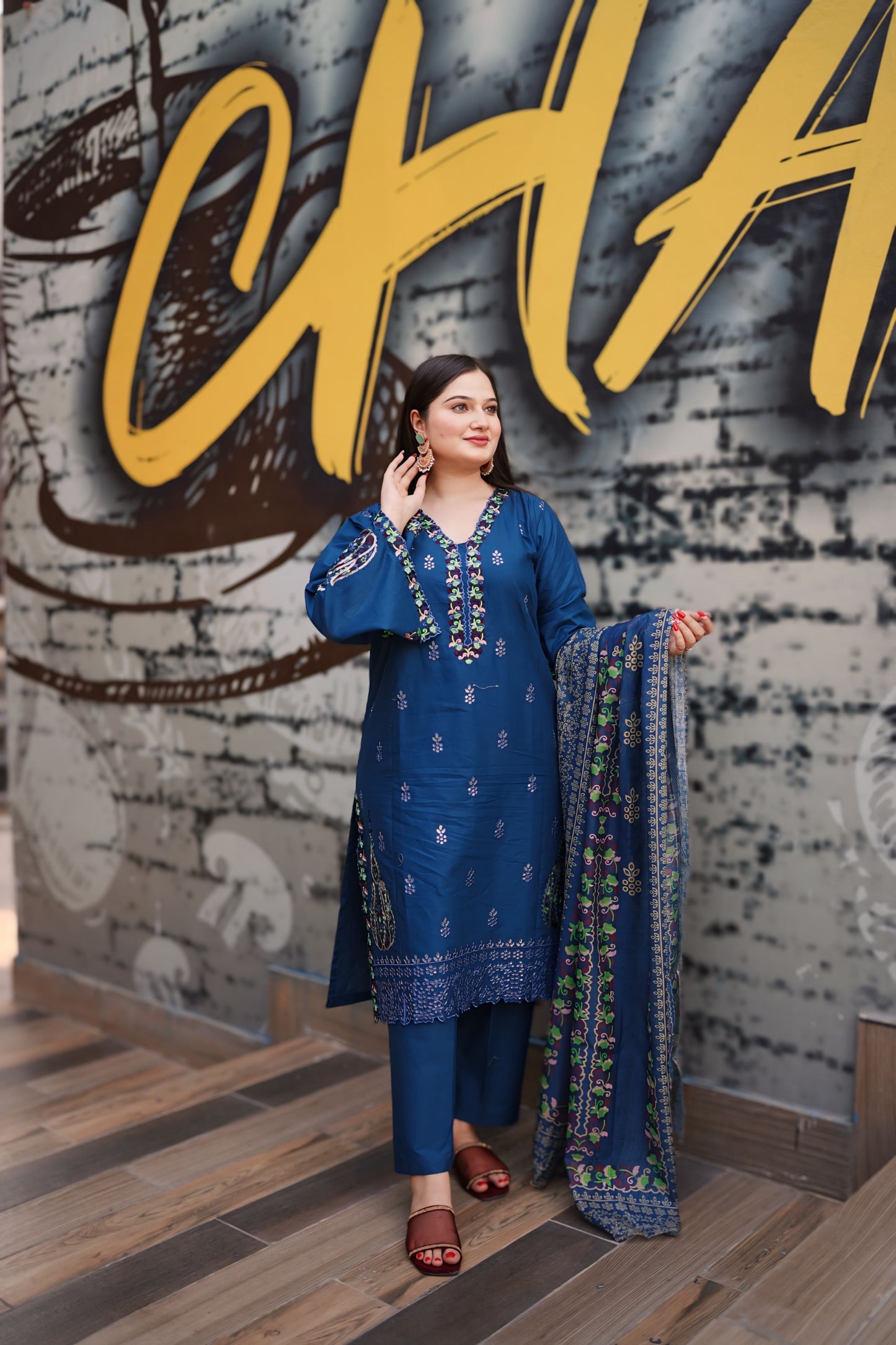 karsiya 3Piece Embroidery Stitched Suit