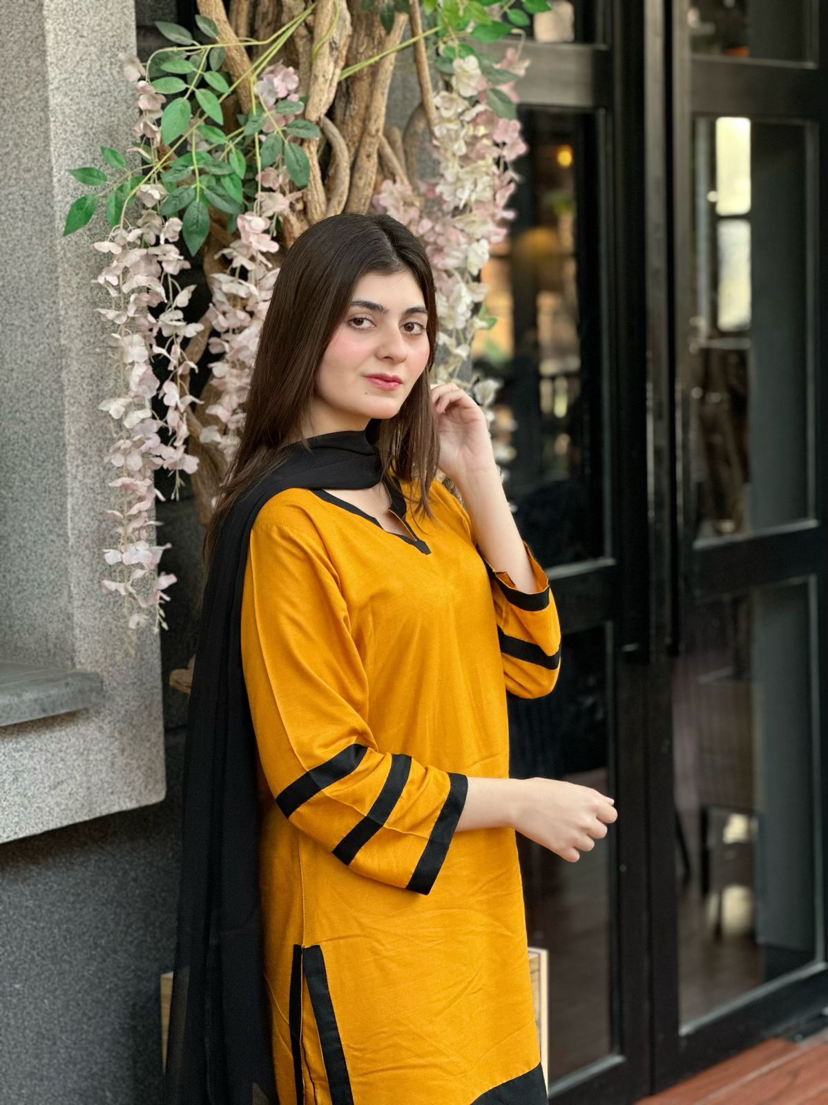 b.New Stylish lace patti 2pc for girls and womens